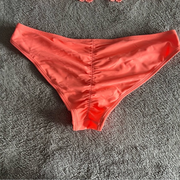 Bikini ☀️ - Picture 4 of 10